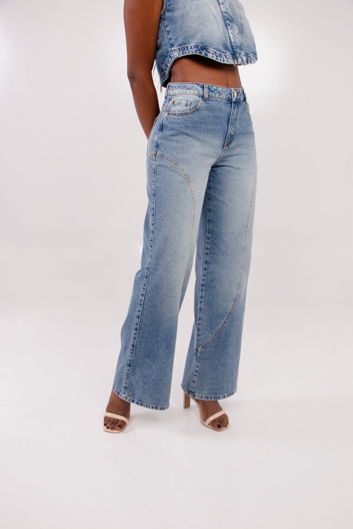 Nara Jeans