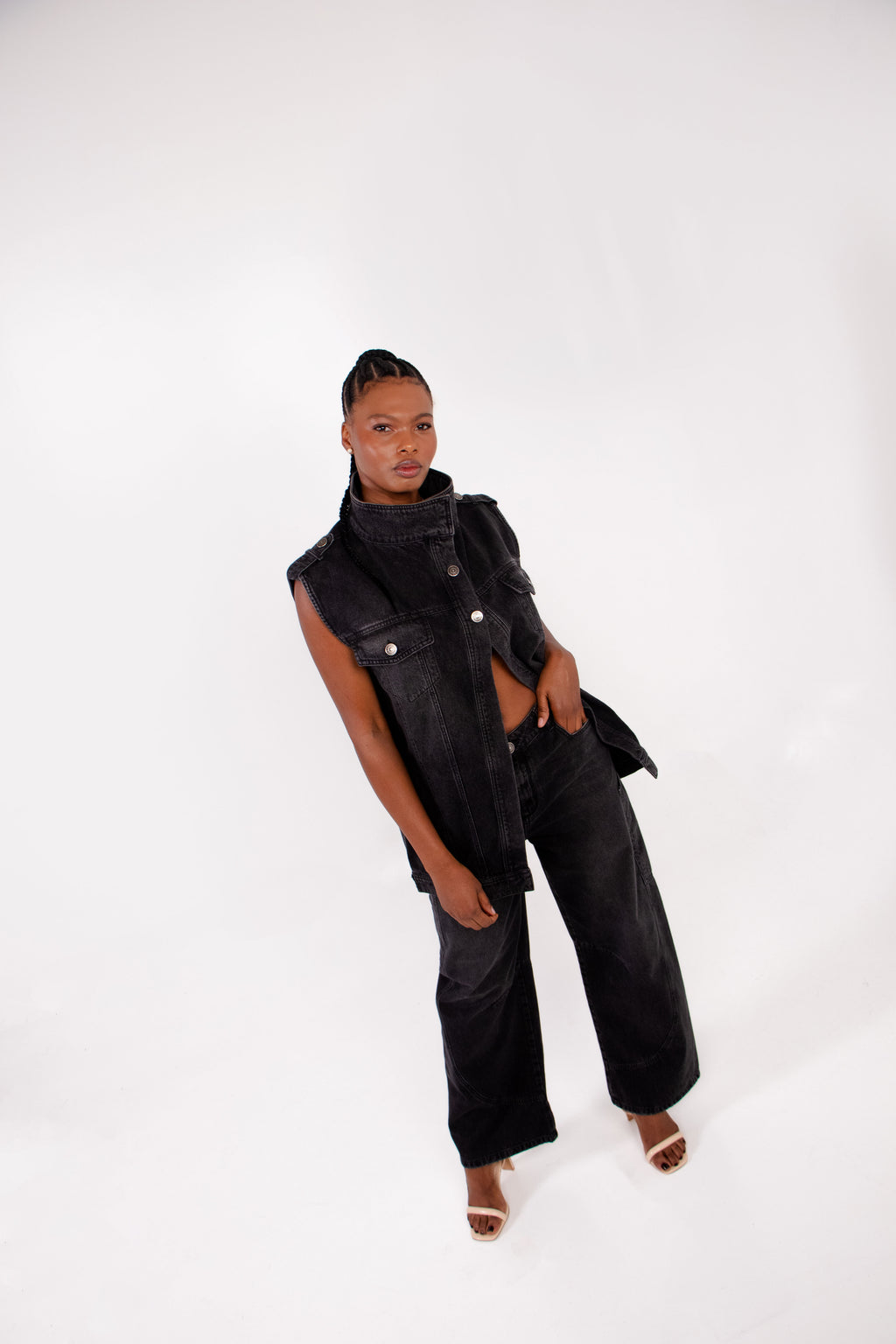 Nyssa Jeans - jean barrel negro, FREDDA