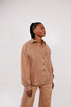 Blasto Shirt - camisera denim oversized camel oscuro, FREDDA